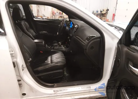 2012 Chrysler 300 S V6 из США, поврежденный, VIN 2C3CCABG8CH141150